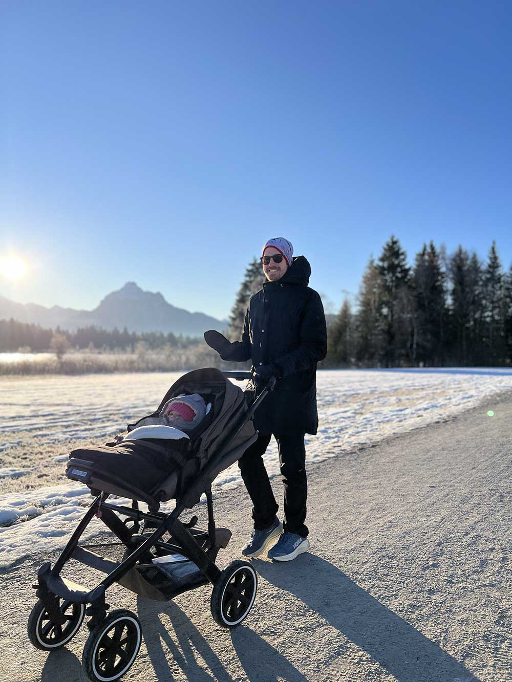 Stolzer Papa mit Emma am Hopfensee bei Füssen